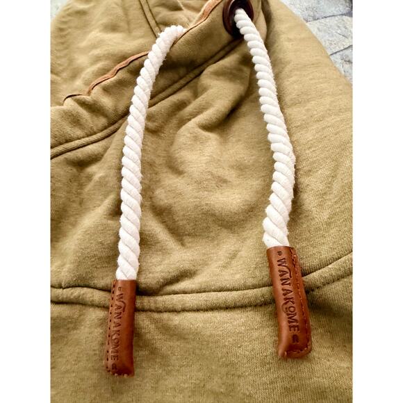 WANAKOME ASYMMETRICAL HESTRA ZIP UP - Picture 7 of 10